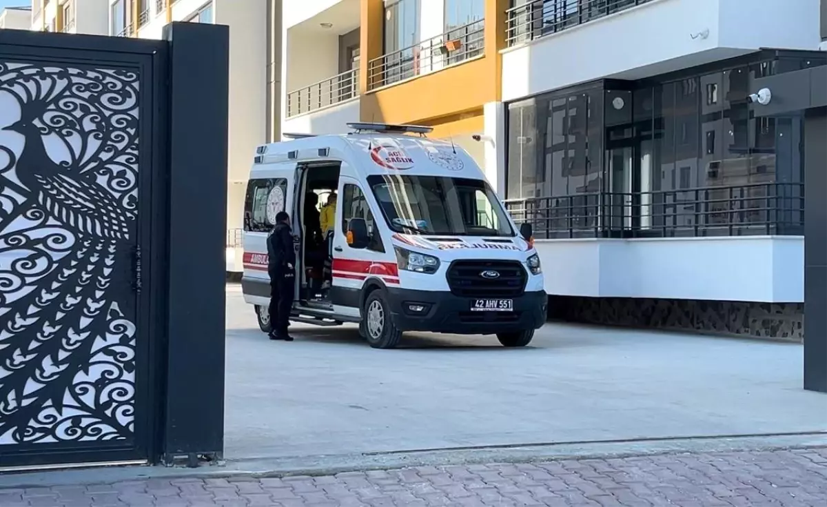 konyada tabancayla oynayan kisi yaralandi 1iEdxBTK.jpg