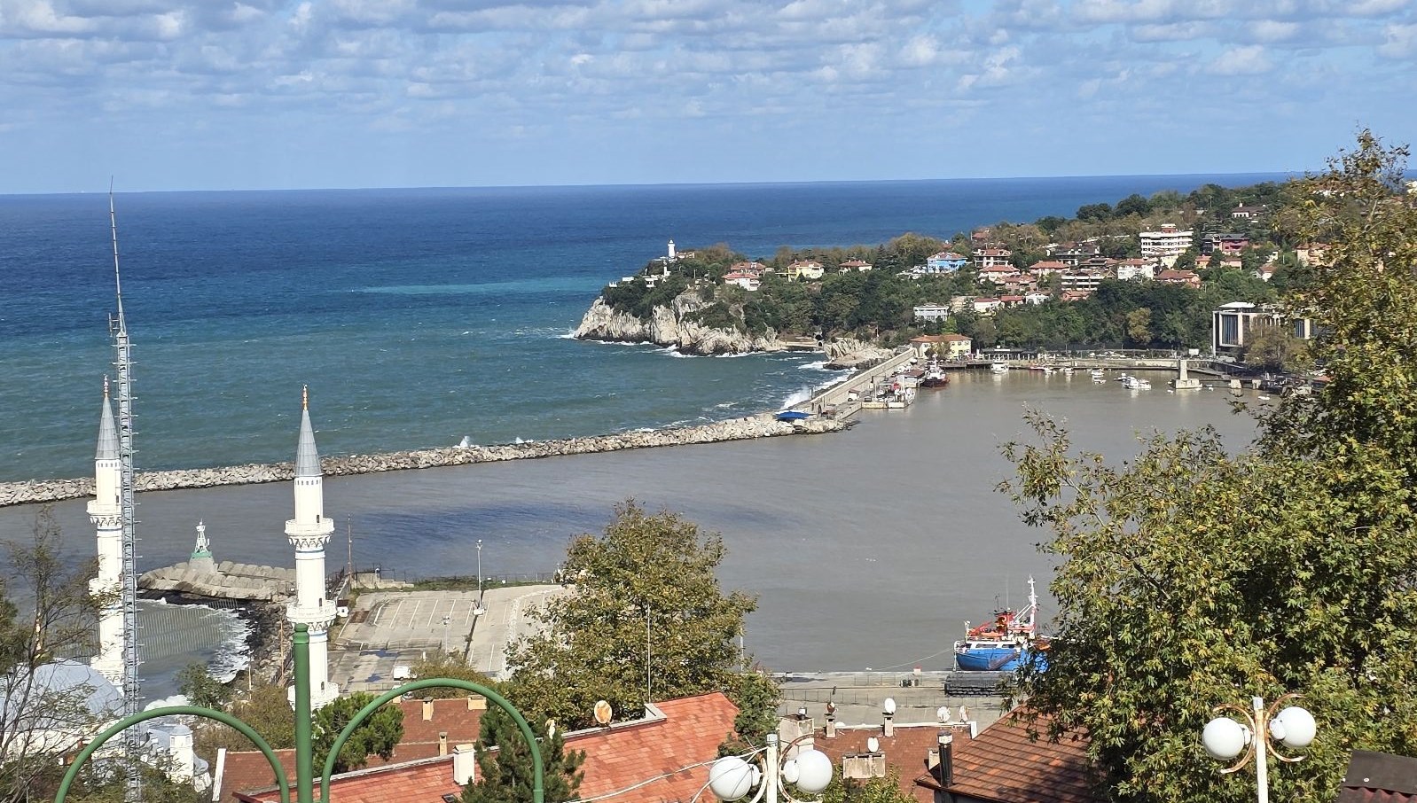 Zonguldak’ta denizin rengi değişti