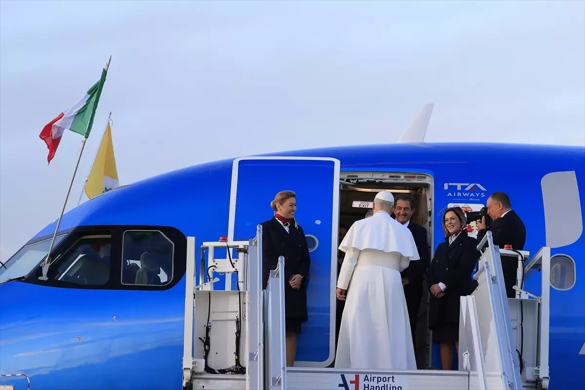Vatikan Devlet Başkanı Papa 14. Leo’nun uçağı Türkiye’ye hareket etti