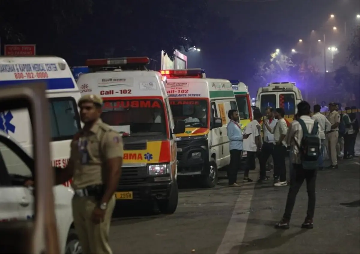 Yeni Delhi’deki Patlamada Ölü Sayısı 12’ye Yükseldi