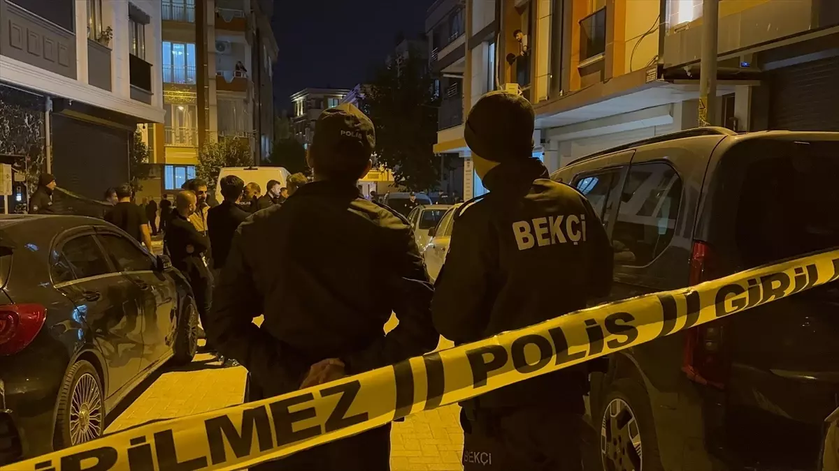 Zeytinburnu’nda Silahlı Çatışma: 2 Ölü, 1 Yaralı