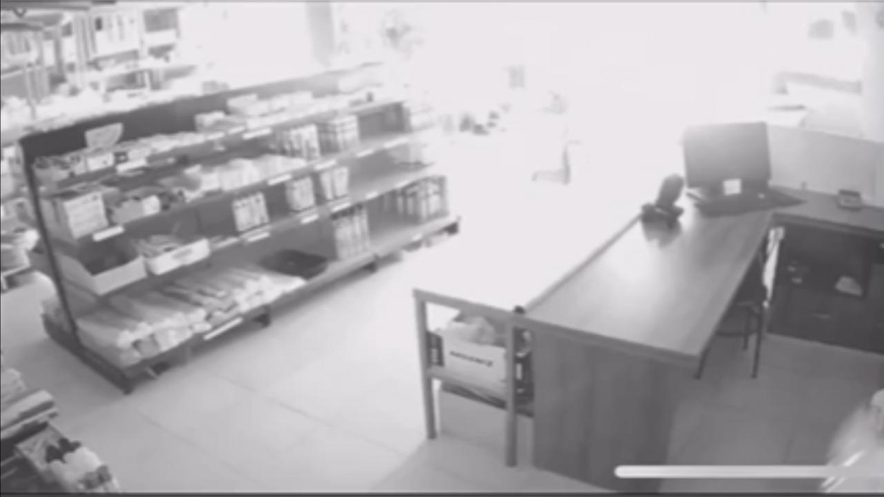 10 yıldır görmediği oğlunun borcu yüzünden bombalı saldırıya uğradı