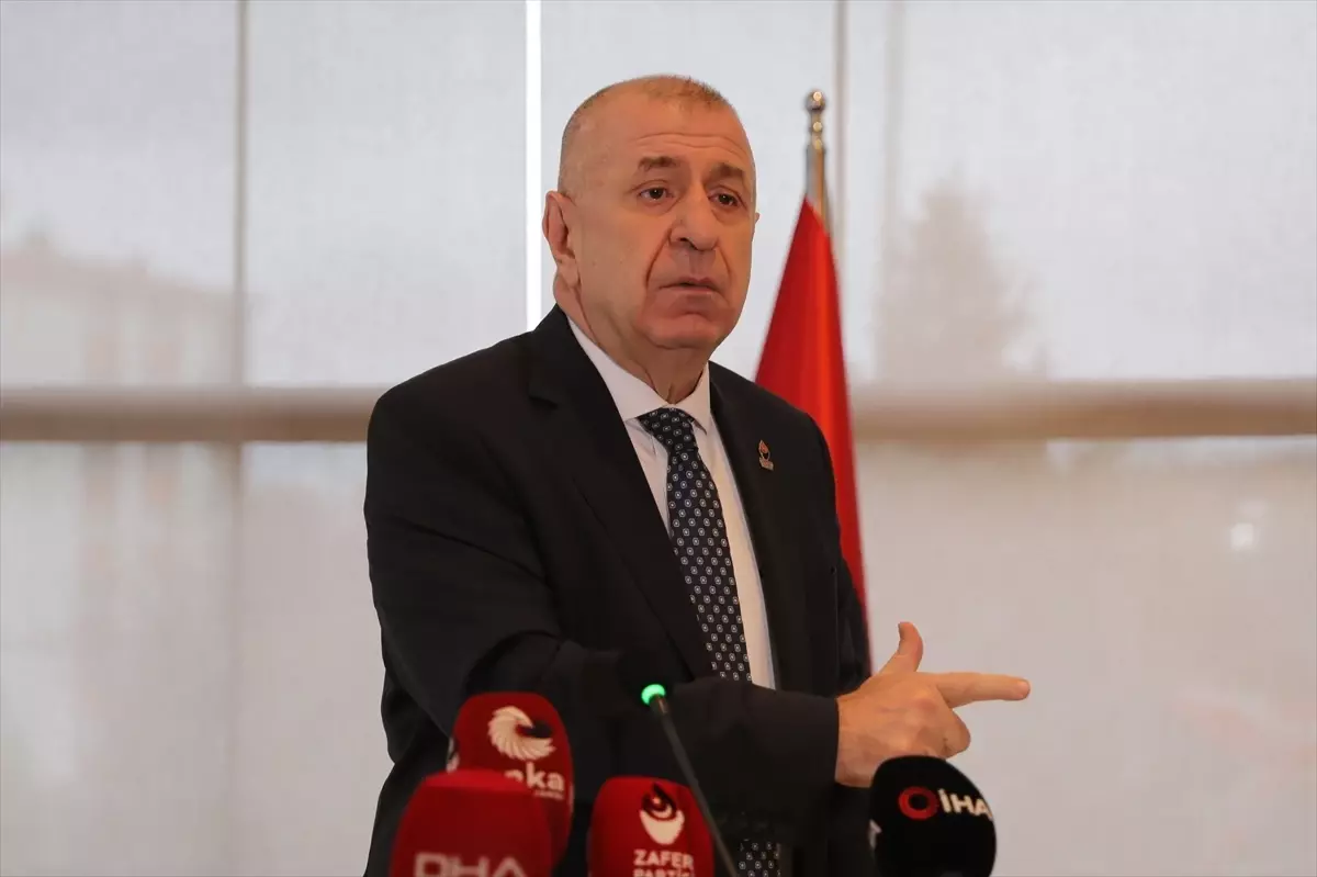 Ümit Özdağ Edirne’de Ziyaretlerde Bulundu