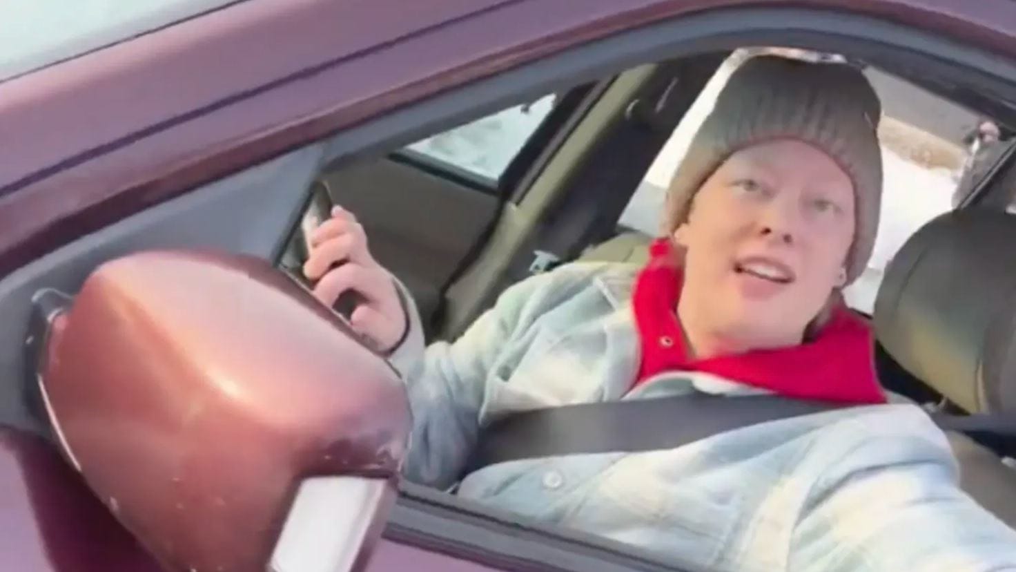 ABD’de polisin vurarak öldürdüğü kadının yeni videosu ortaya çıktı: “Kendini savunmak için ateş etti”