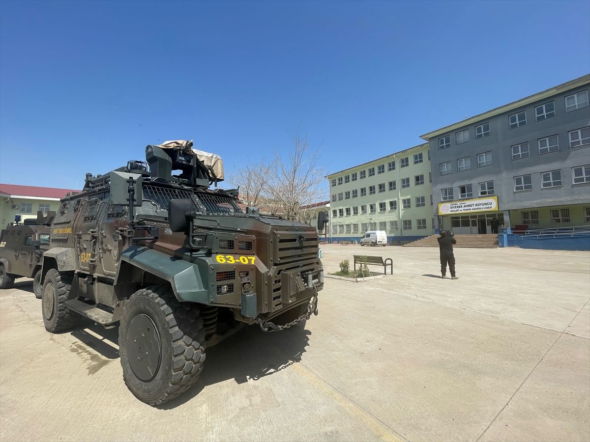Siverek’te Okulda Gerilim: Saldırgan Gözaltında