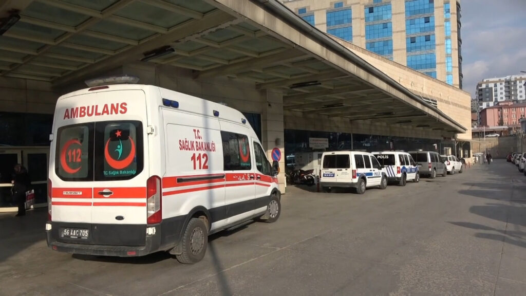 Siirt’te Pansiyonda 16 Öğrenci Hastaneye Kaldırıldı: Gıda Zehirlenmesi Şüphesi