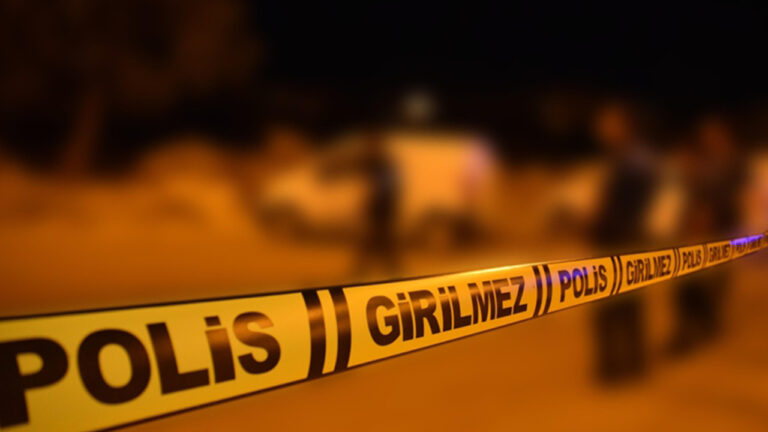 ankarada-kamyonet-otomobile-carpti-1-yarali-I4tEzIbP